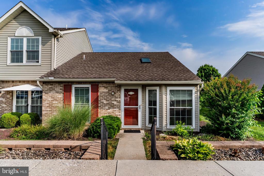 112 Easterly Dr