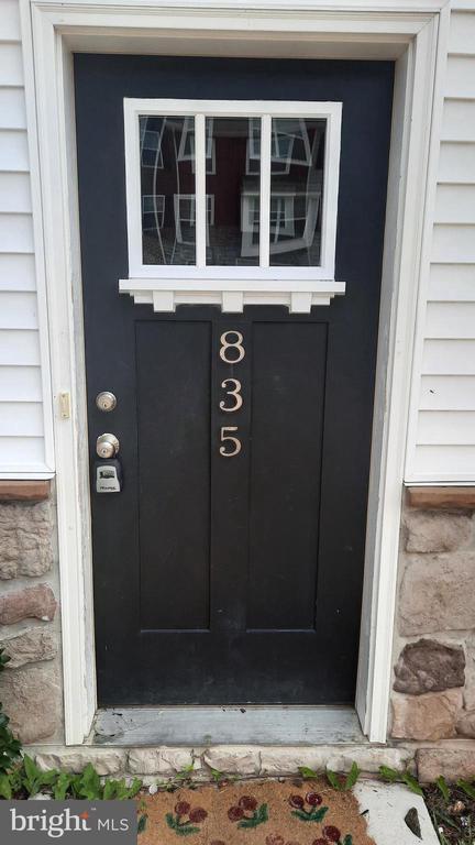 835 ADMIRALS QUAY DR