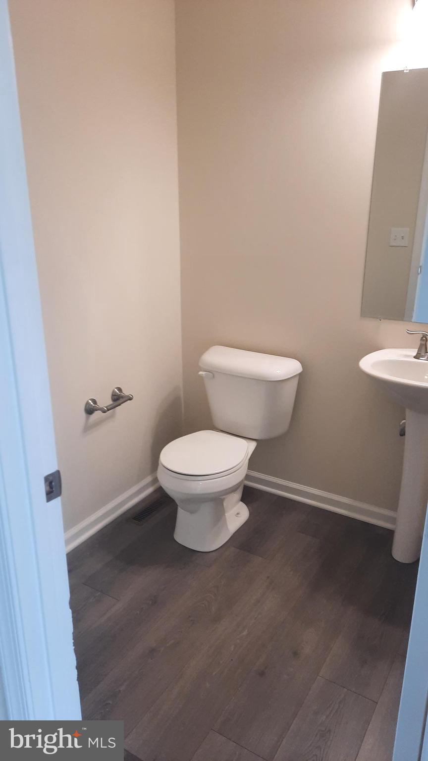 835 ADMIRALS QUAY DR