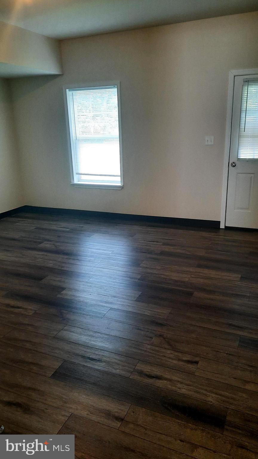 835 ADMIRALS QUAY DR