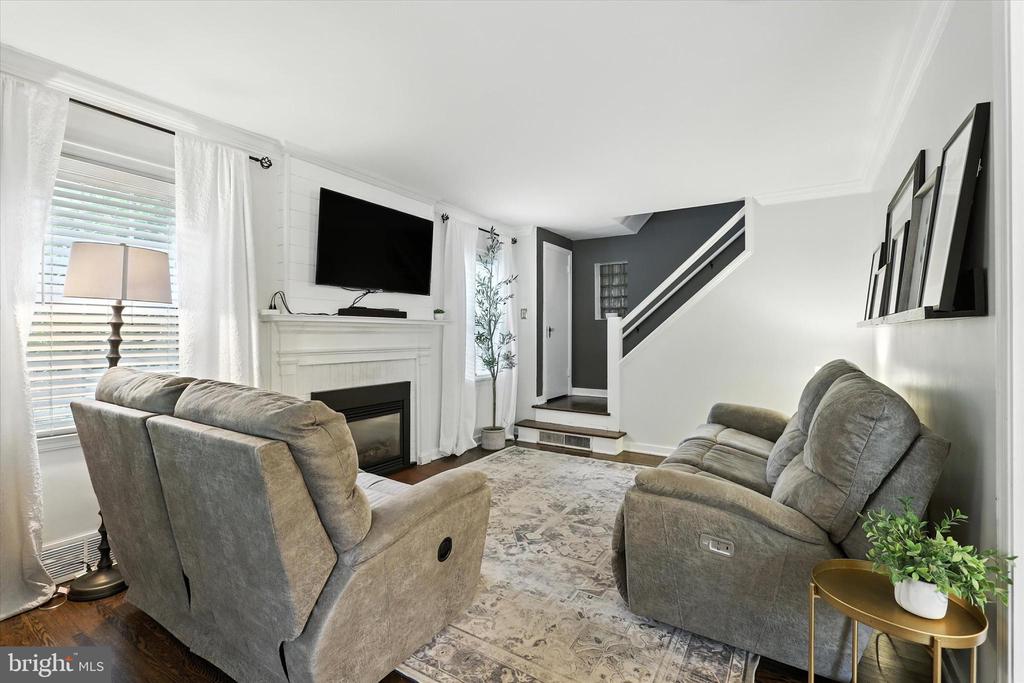 1518 CHATHAM ROAD