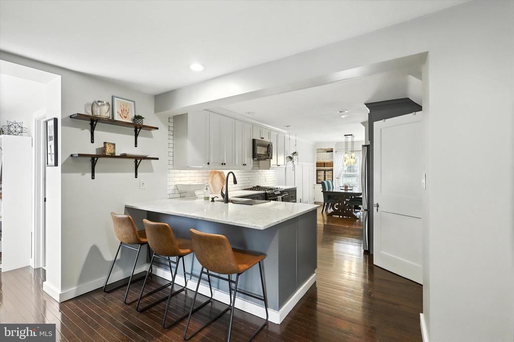 1518 CHATHAM ROAD