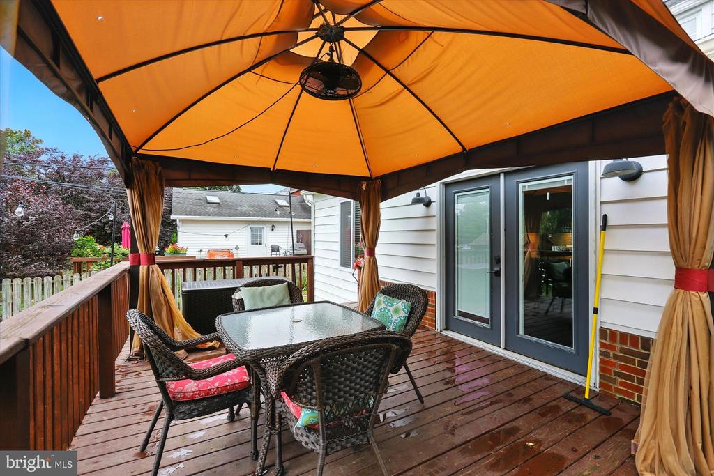 1518 CHATHAM ROAD