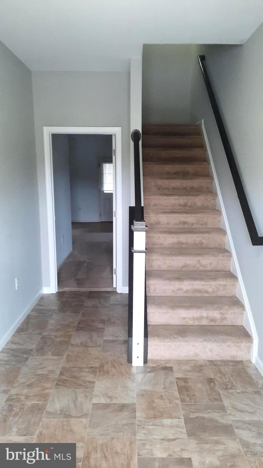 806 ADMIRALS QUAY DRIVE