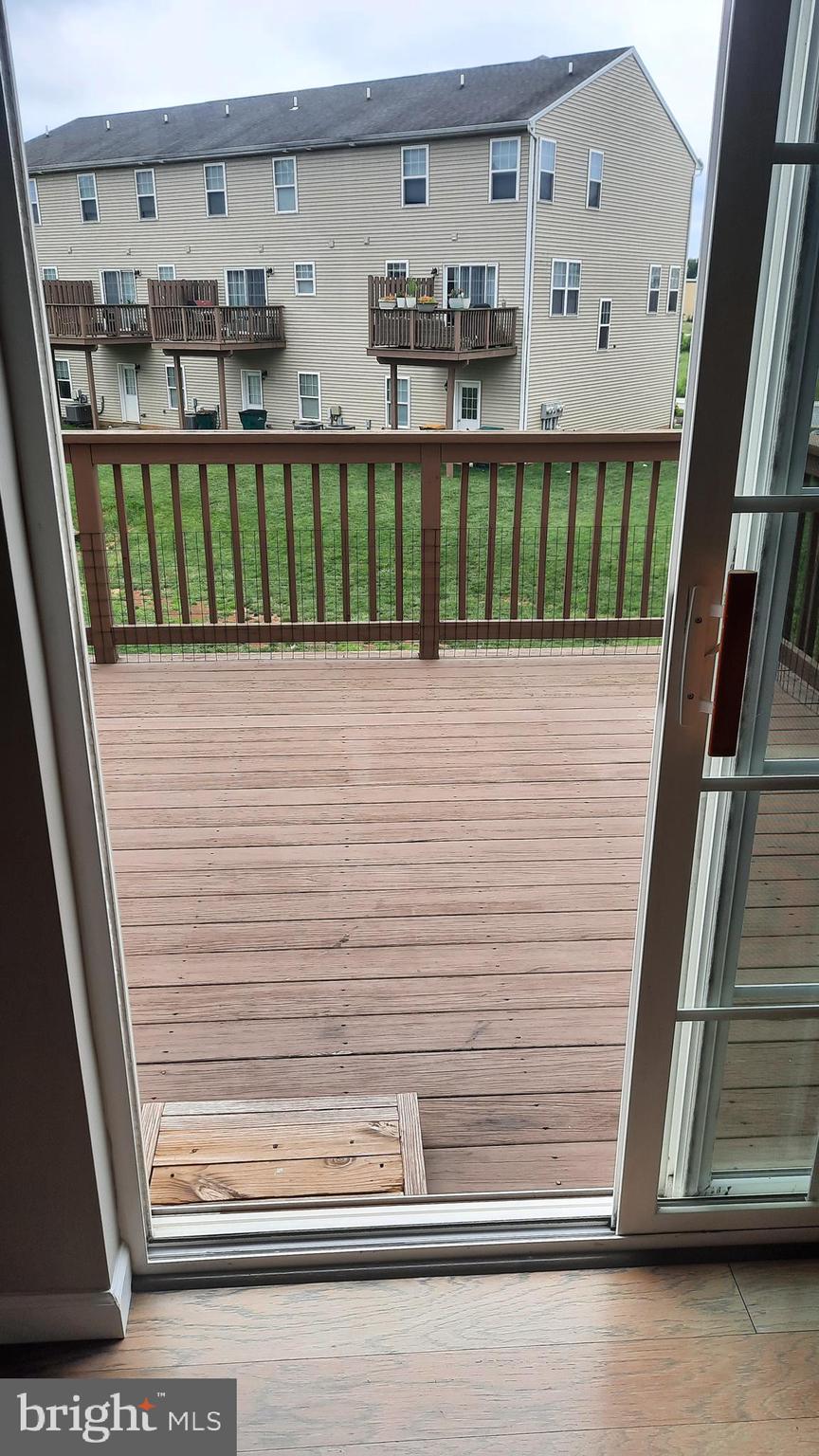 806 ADMIRALS QUAY DRIVE