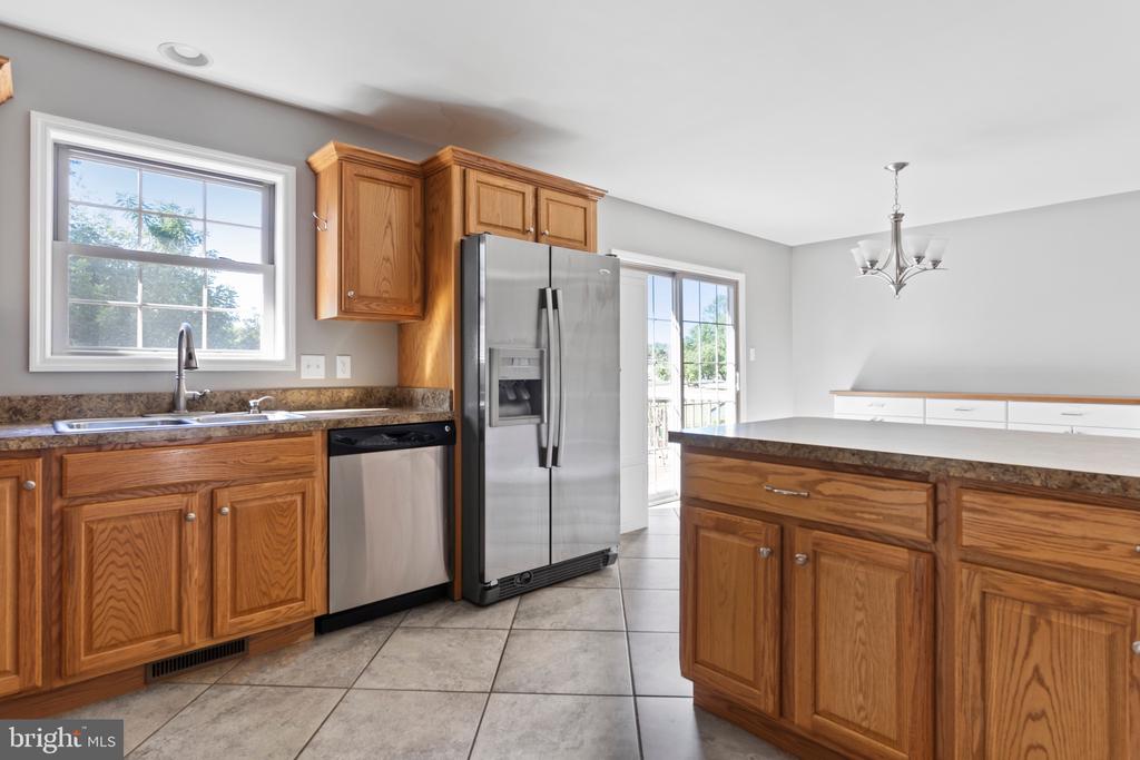 5 CREAMERY ROAD