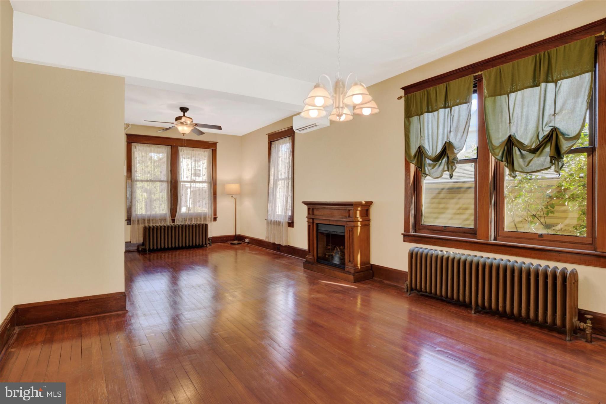 312 10TH STREET