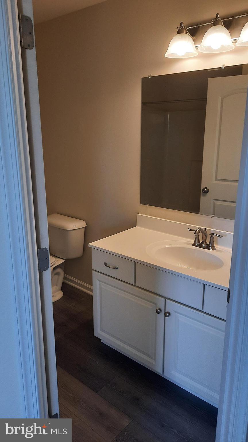 821 ADMIRALS QUAY DRIVE