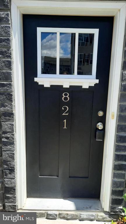 821 ADMIRALS QUAY DRIVE