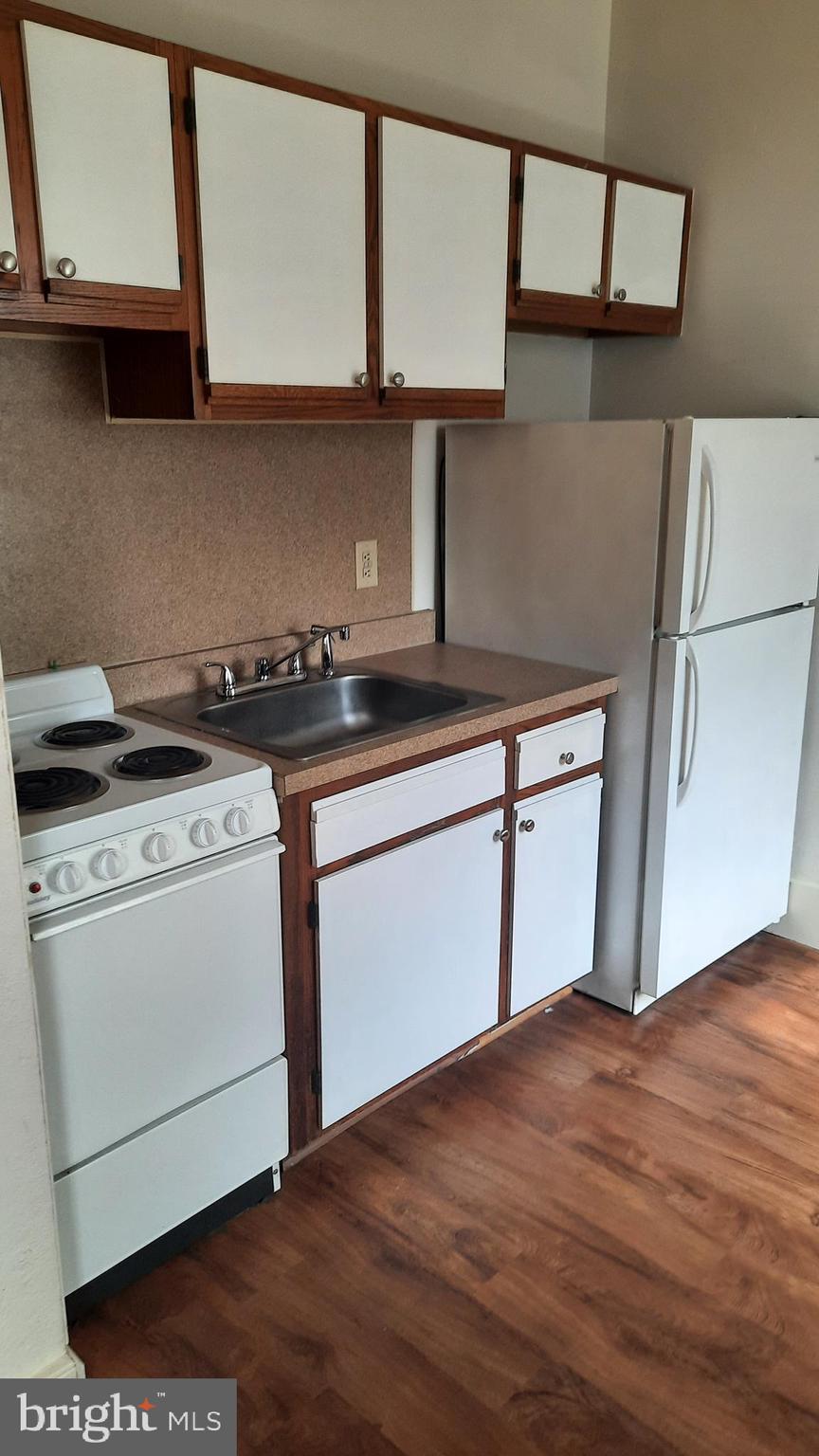 12 S. FILBERT STREET B4