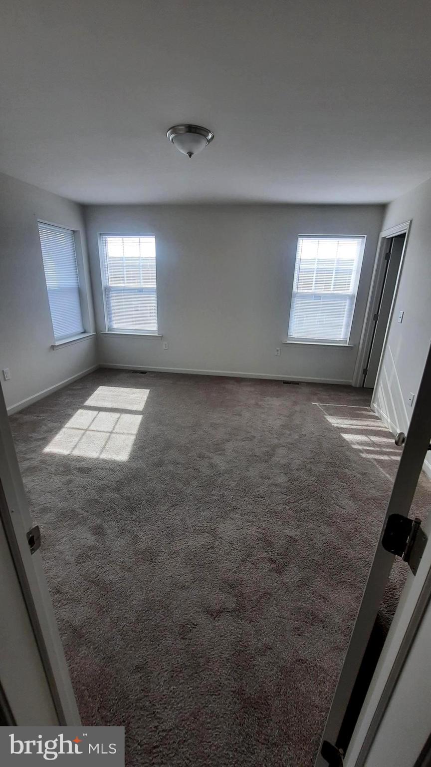 834 ADMIRALS QUAY DRIVE