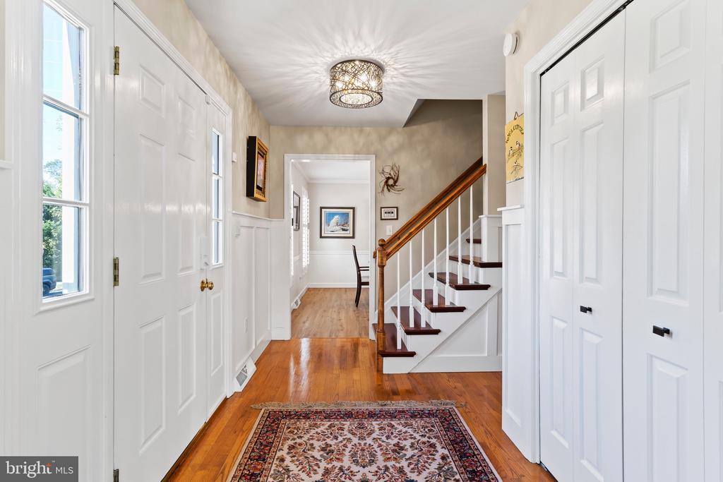 430 CHEROKEE DRIVE