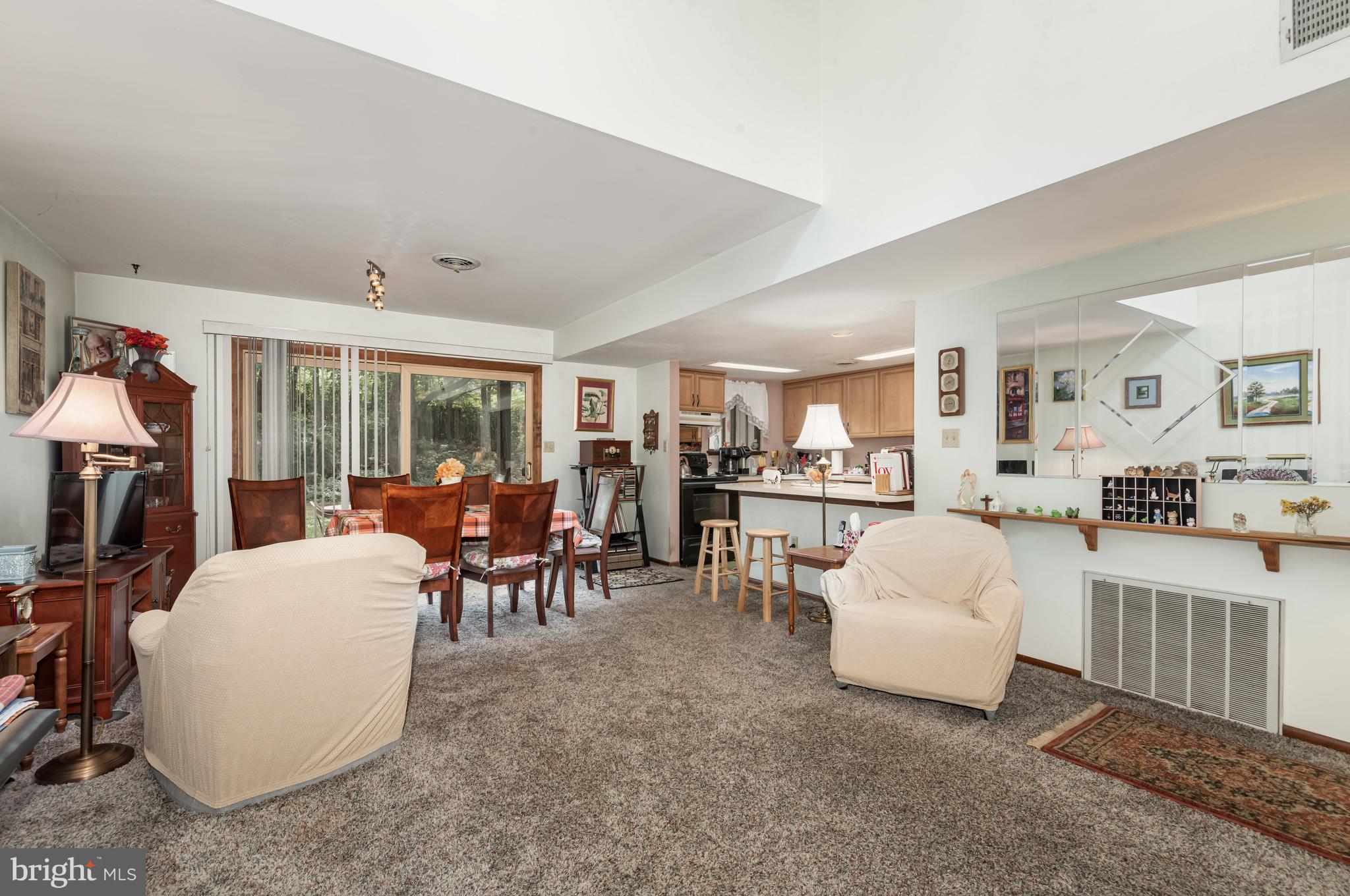 638 CEDAR RIDGE LANE