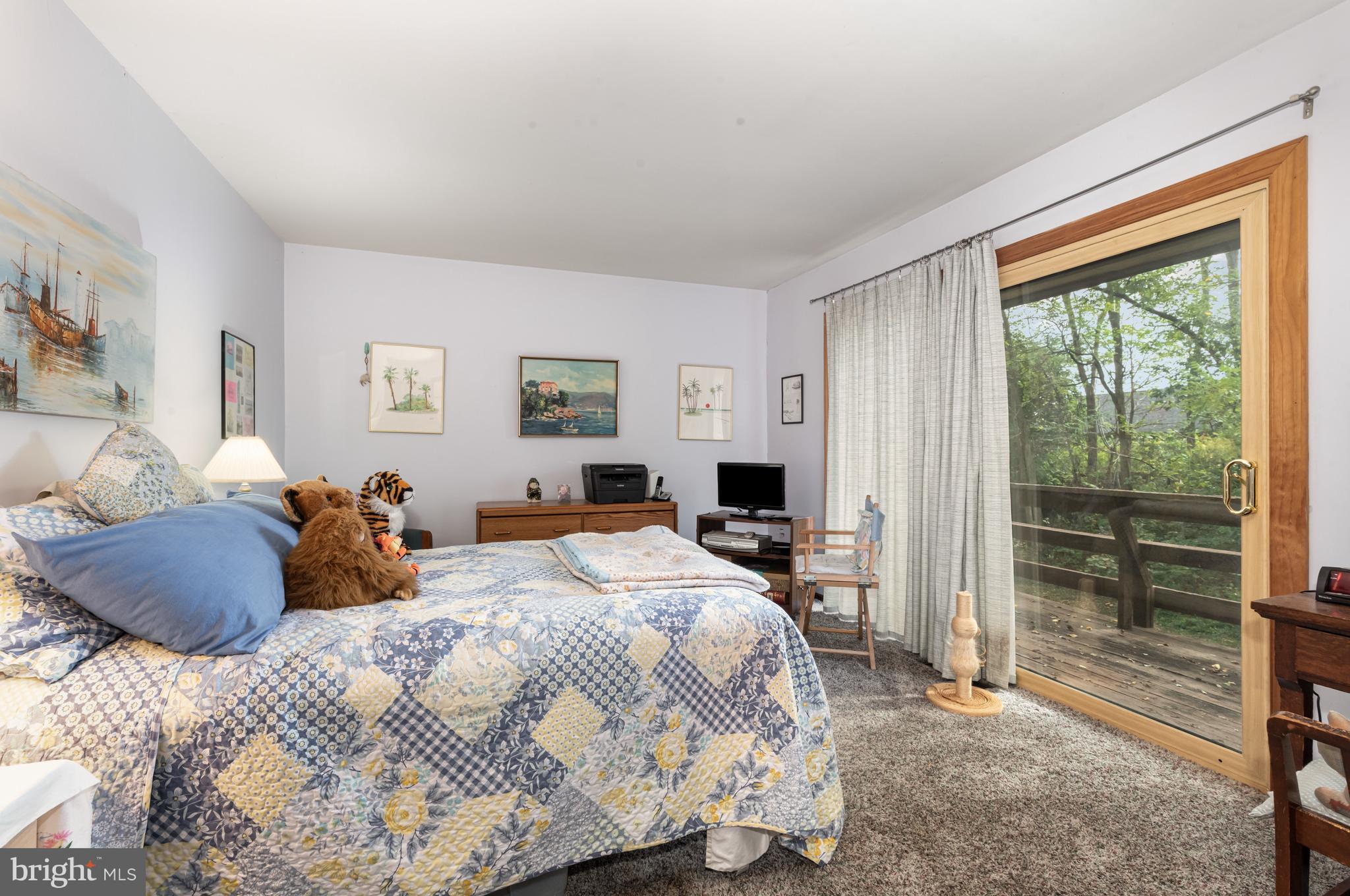 638 CEDAR RIDGE LANE