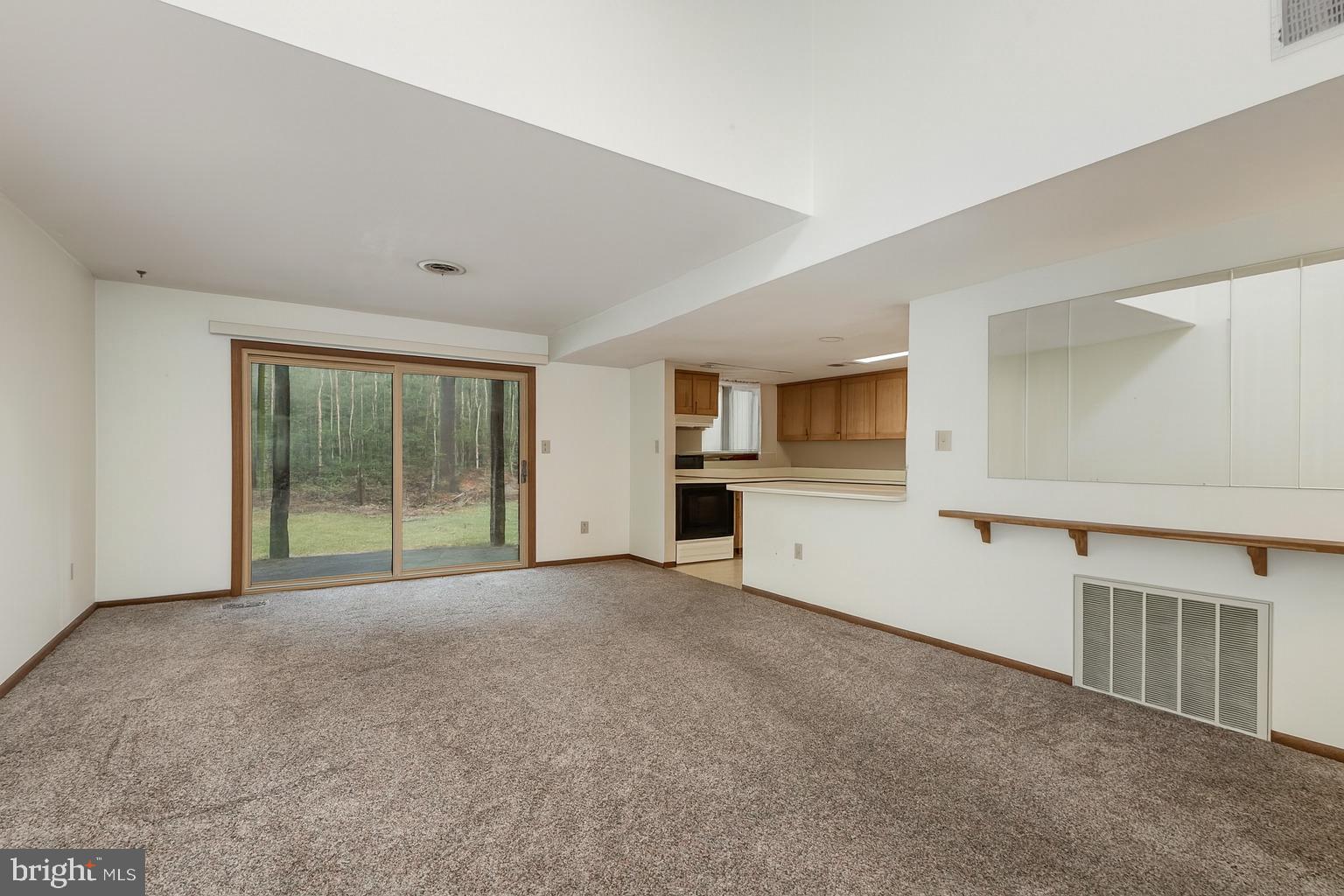 638 CEDAR RIDGE LANE