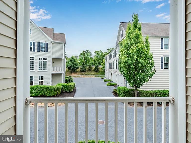 3025 MERIDIAN COMMONS B