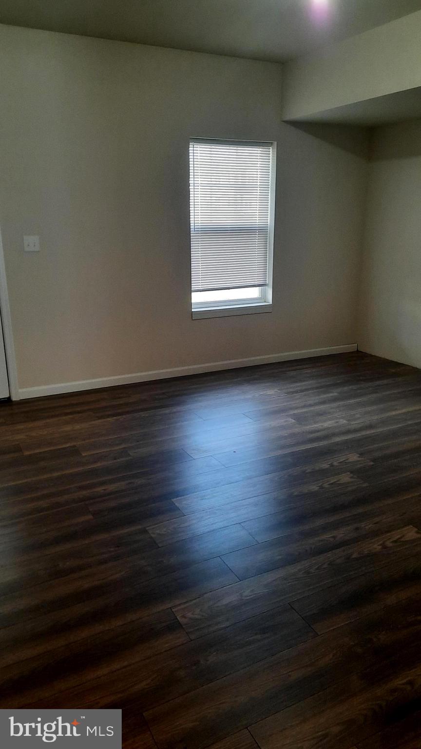 930 ADMIRALS QUAY DRIVE