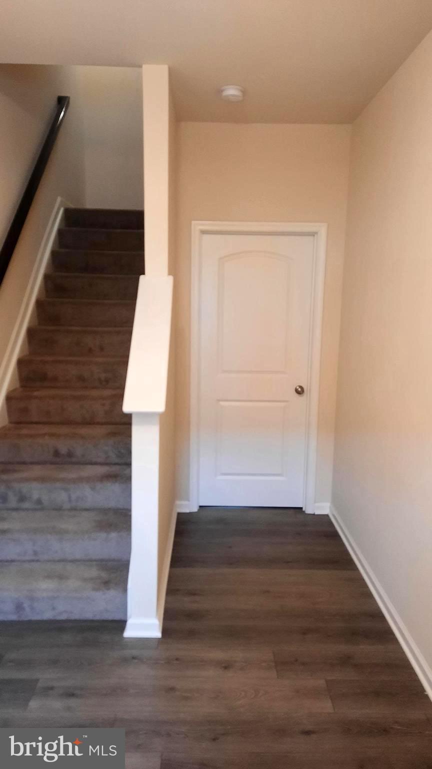 945 ADMIRALS QUAY DRIVE