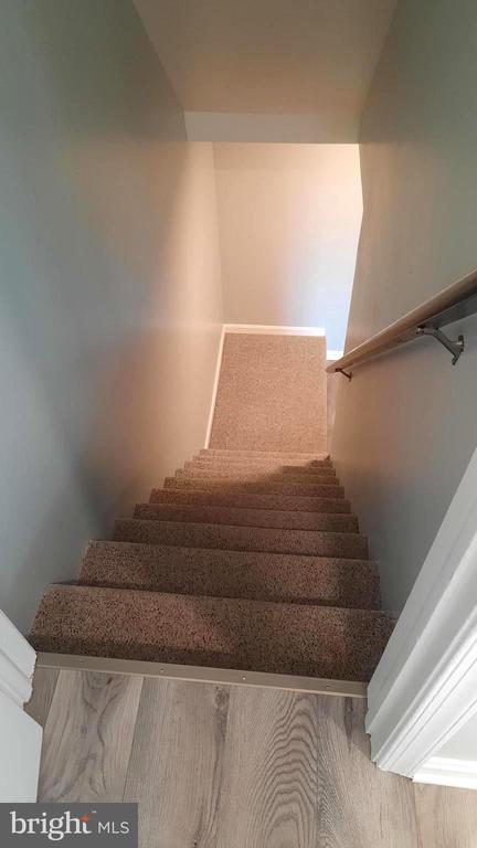 618 COLONIAL VIEW ROAD