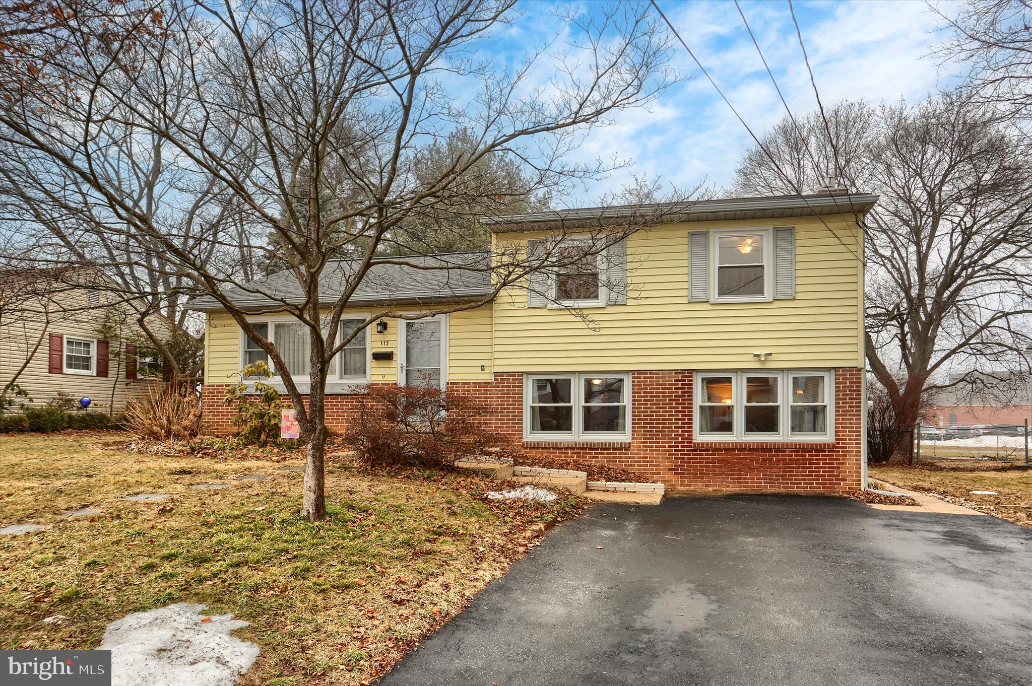 113 E WOODLAND DRIVE