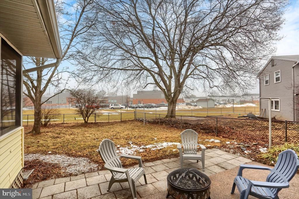 113 E WOODLAND DRIVE