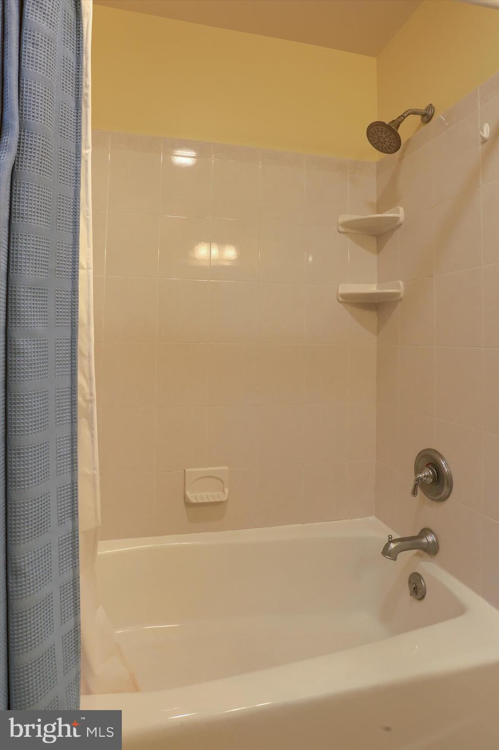 113 E WOODLAND DRIVE