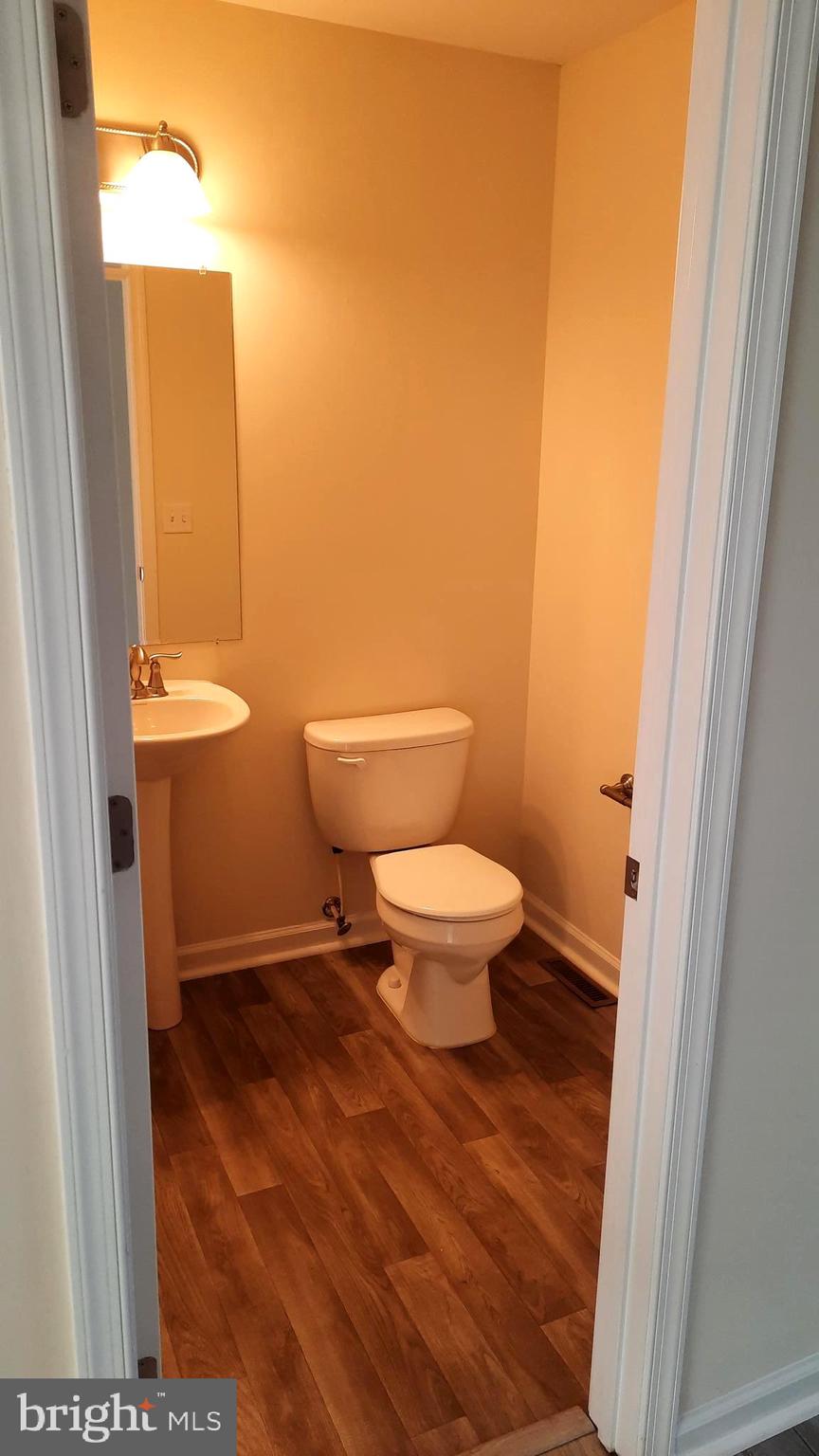 1029 ADMIRALS QUAY DRIVE