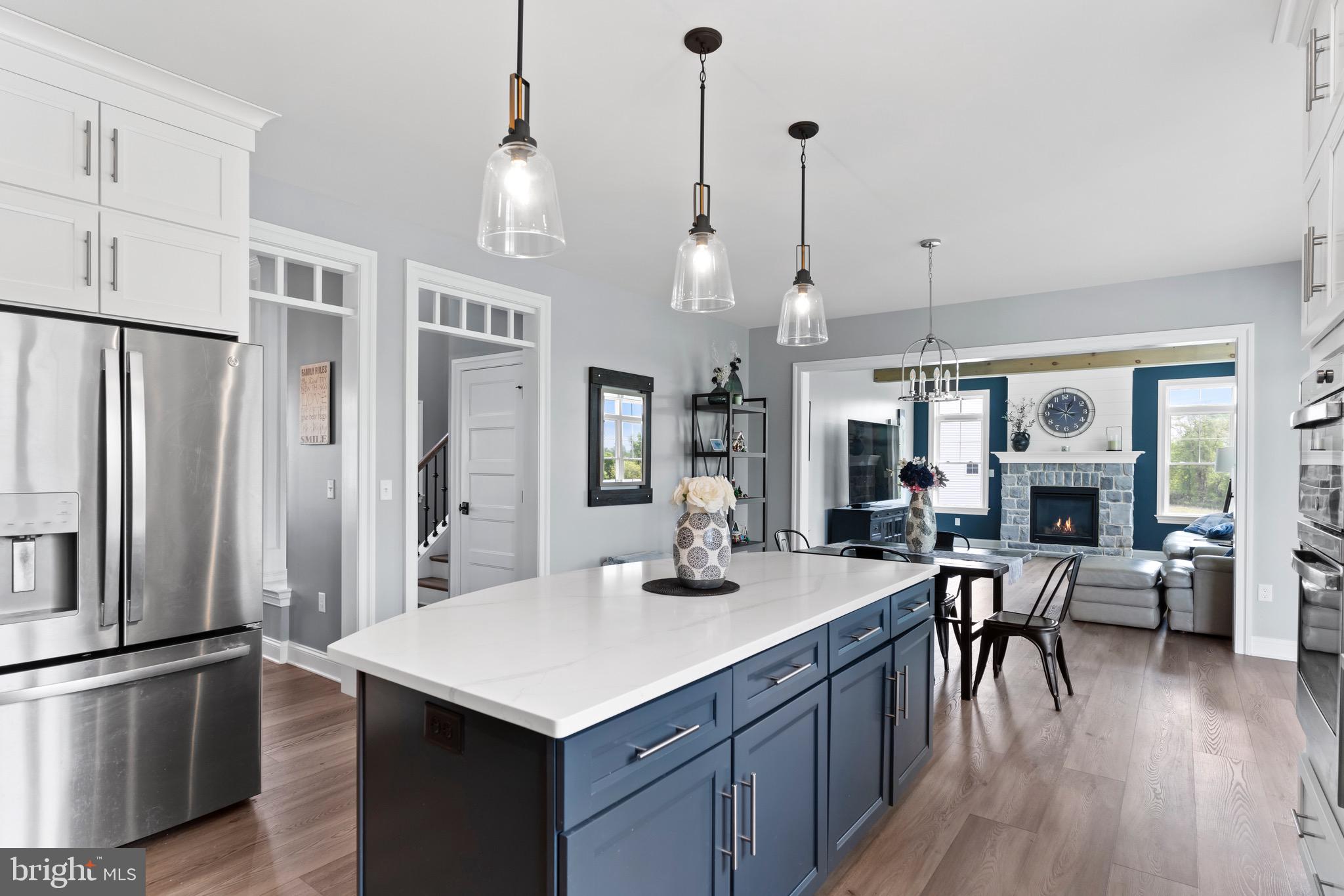 2058 N AUTUMN CHASE DRIVE