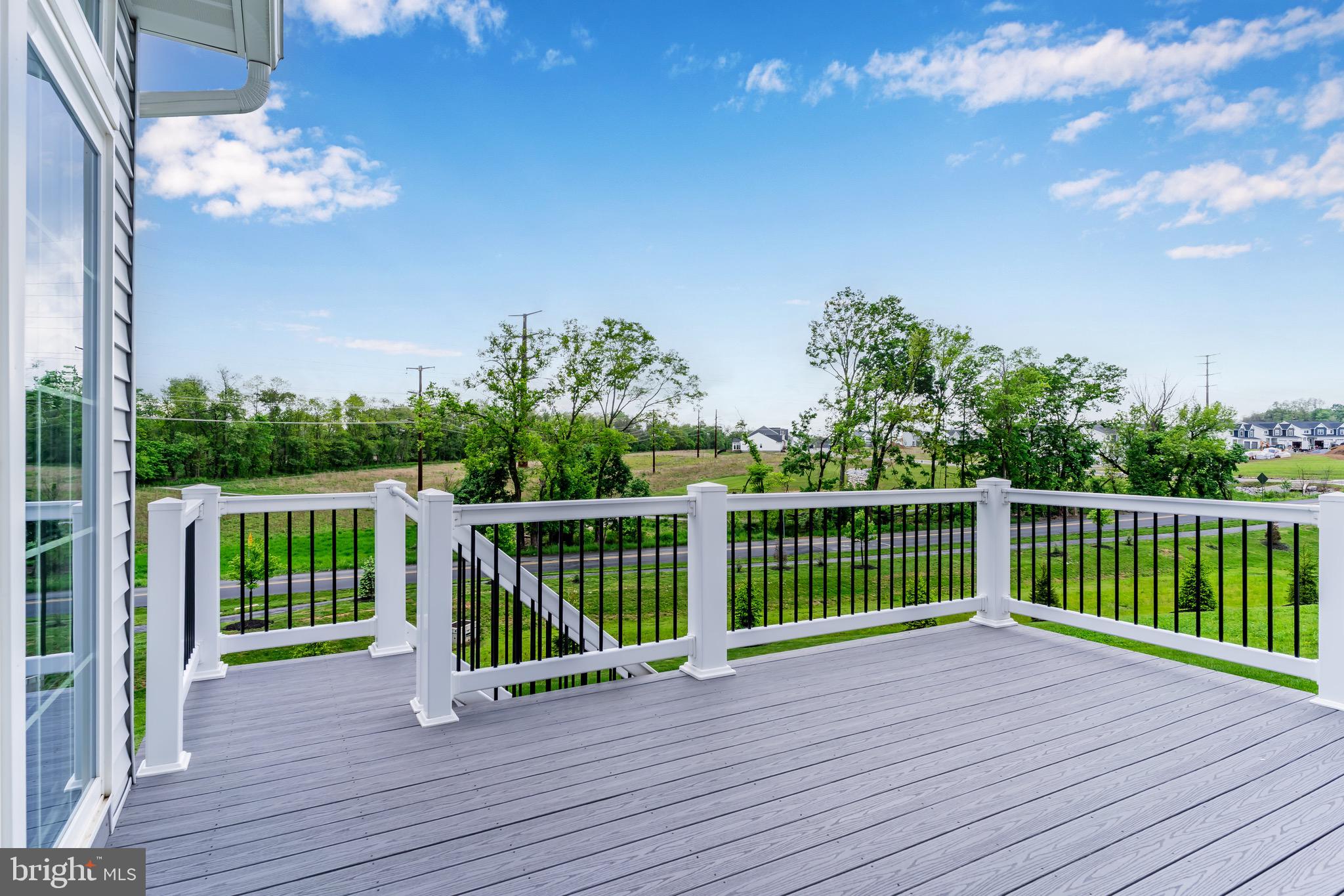 2058 N AUTUMN CHASE DRIVE