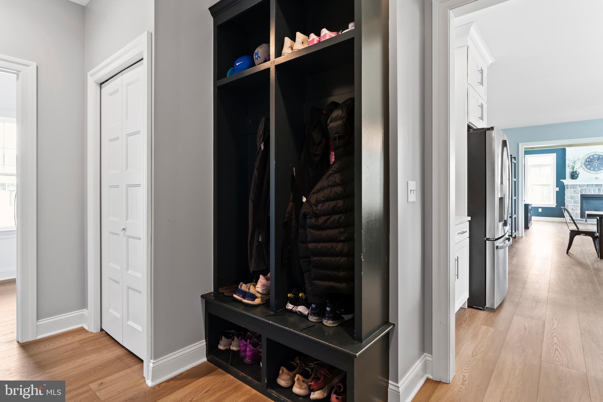 2058 N AUTUMN CHASE DRIVE