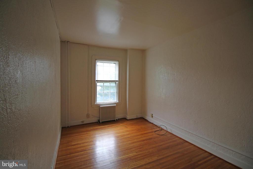 12 S FILBERT STREET B2