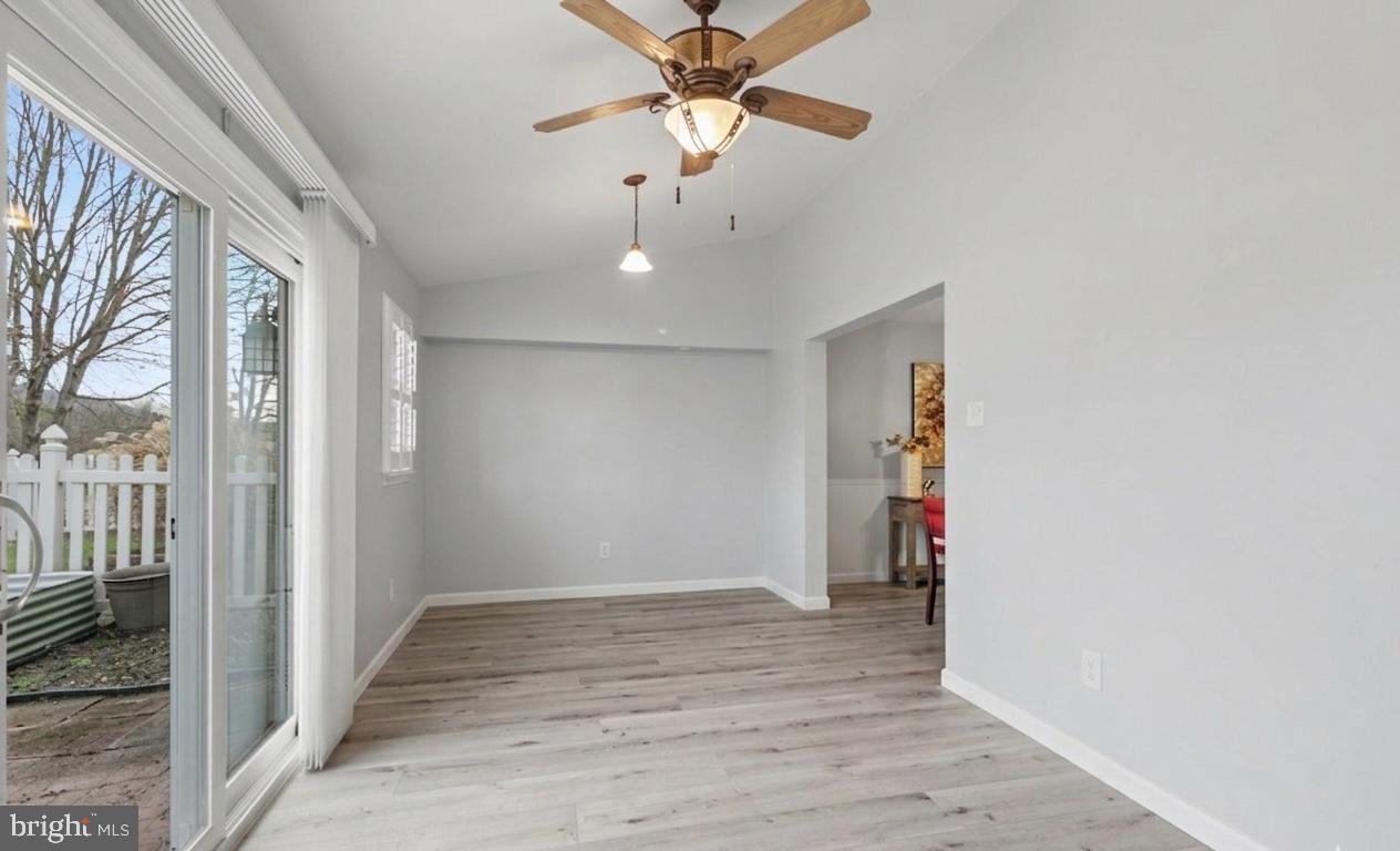 6 WESTWOOD COURT