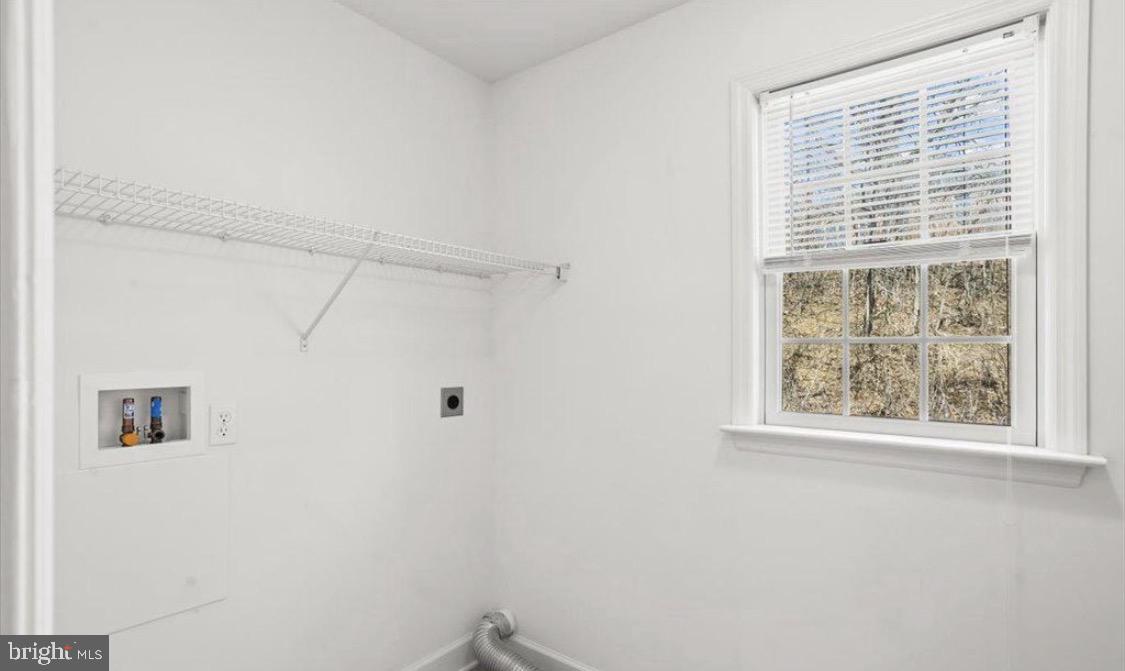 10 LENOX COURT
