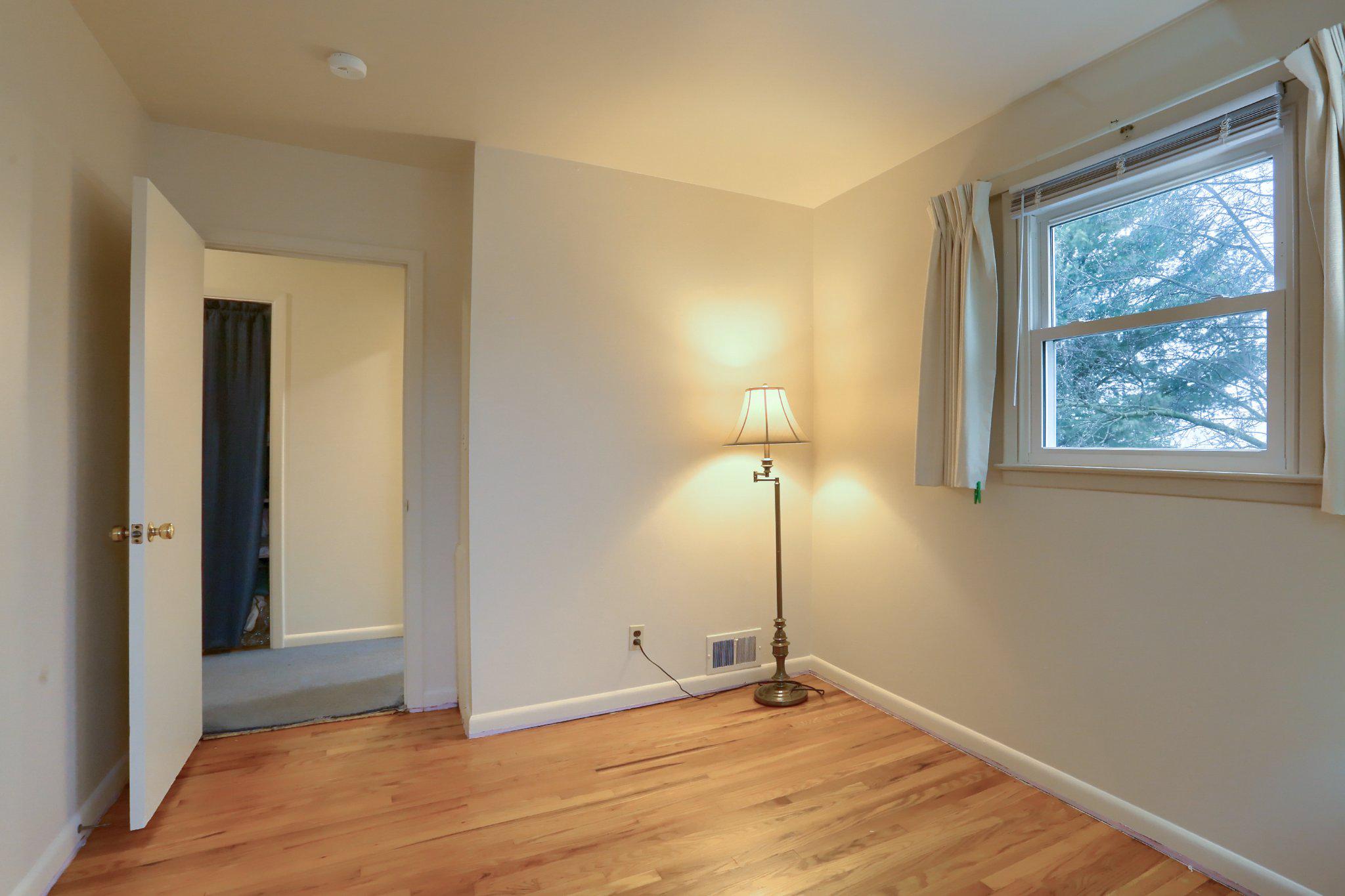 113 E WOODLAND DRIVE