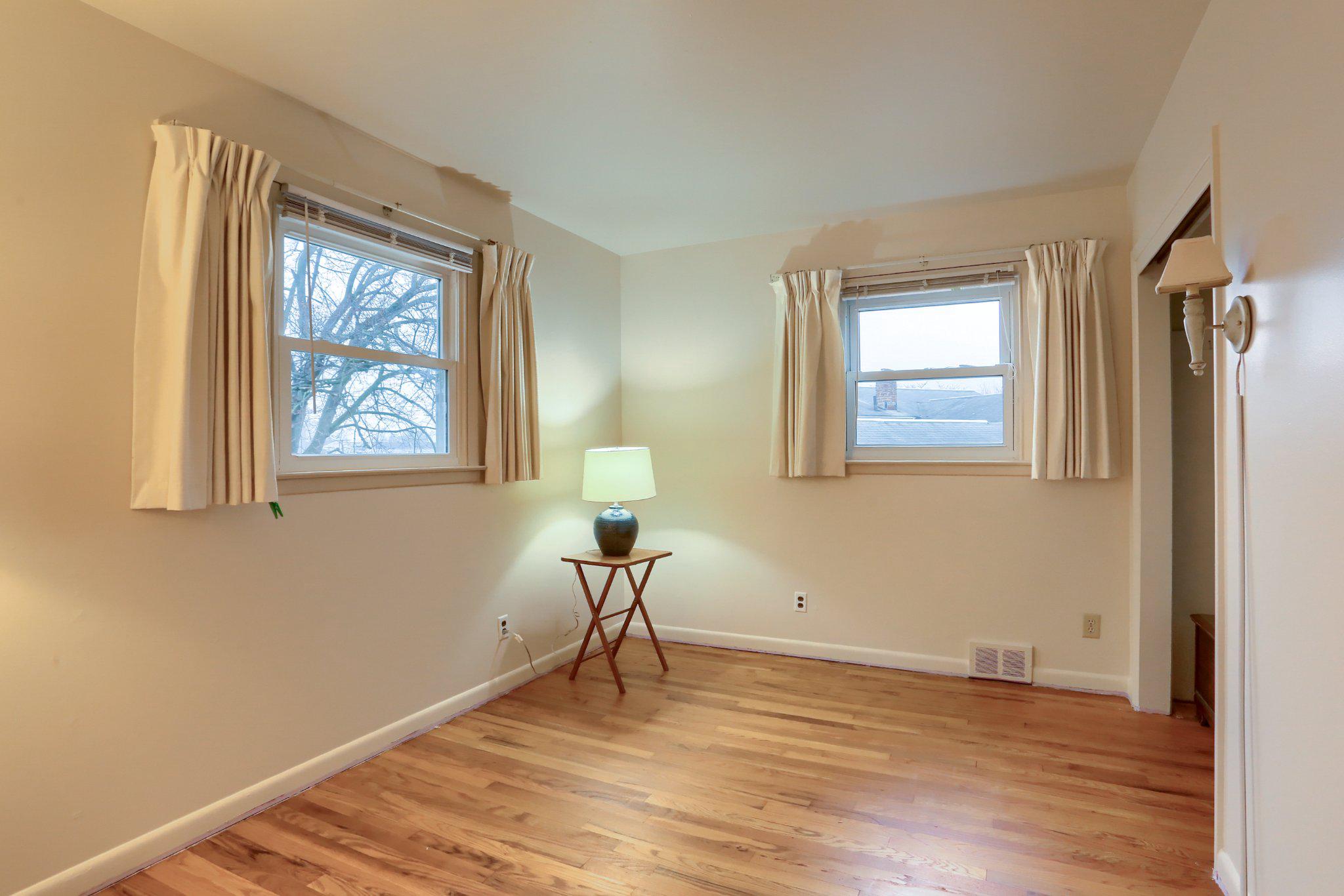 113 E WOODLAND DRIVE