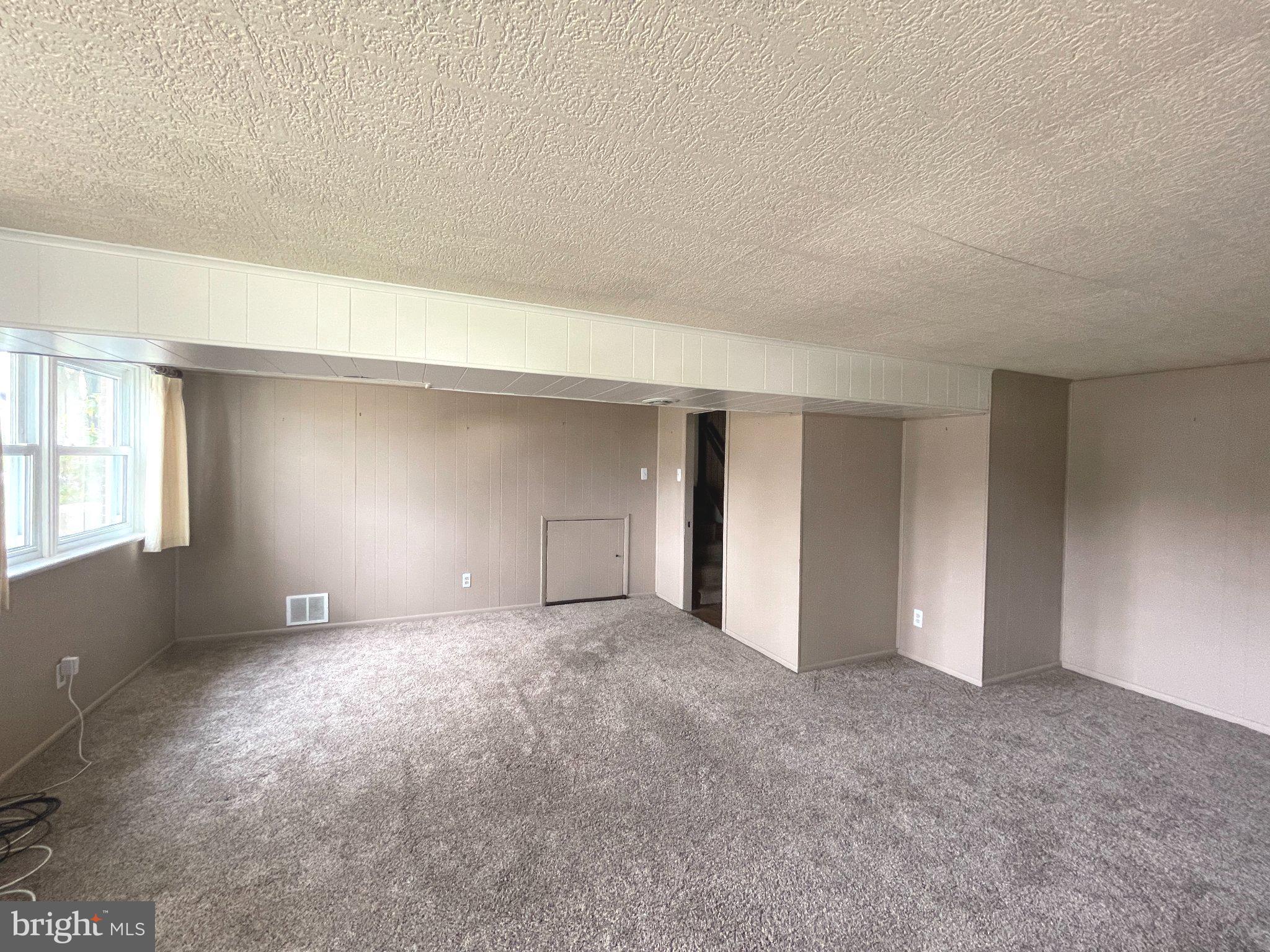 113 E WOODLAND DRIVE