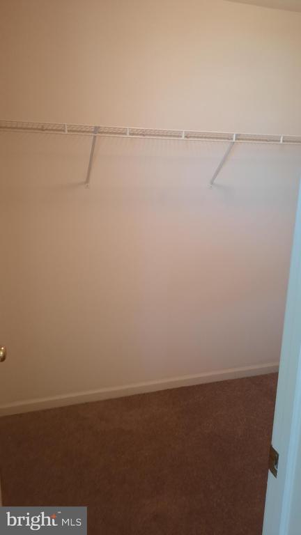 325 ANTILLES COURT