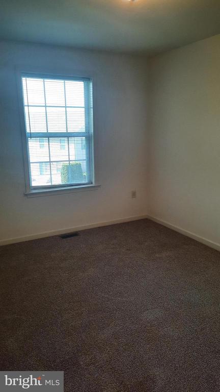 325 ANTILLES COURT