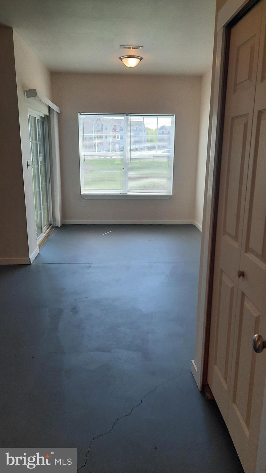 712 ADMIRALS QUAY DRIVE