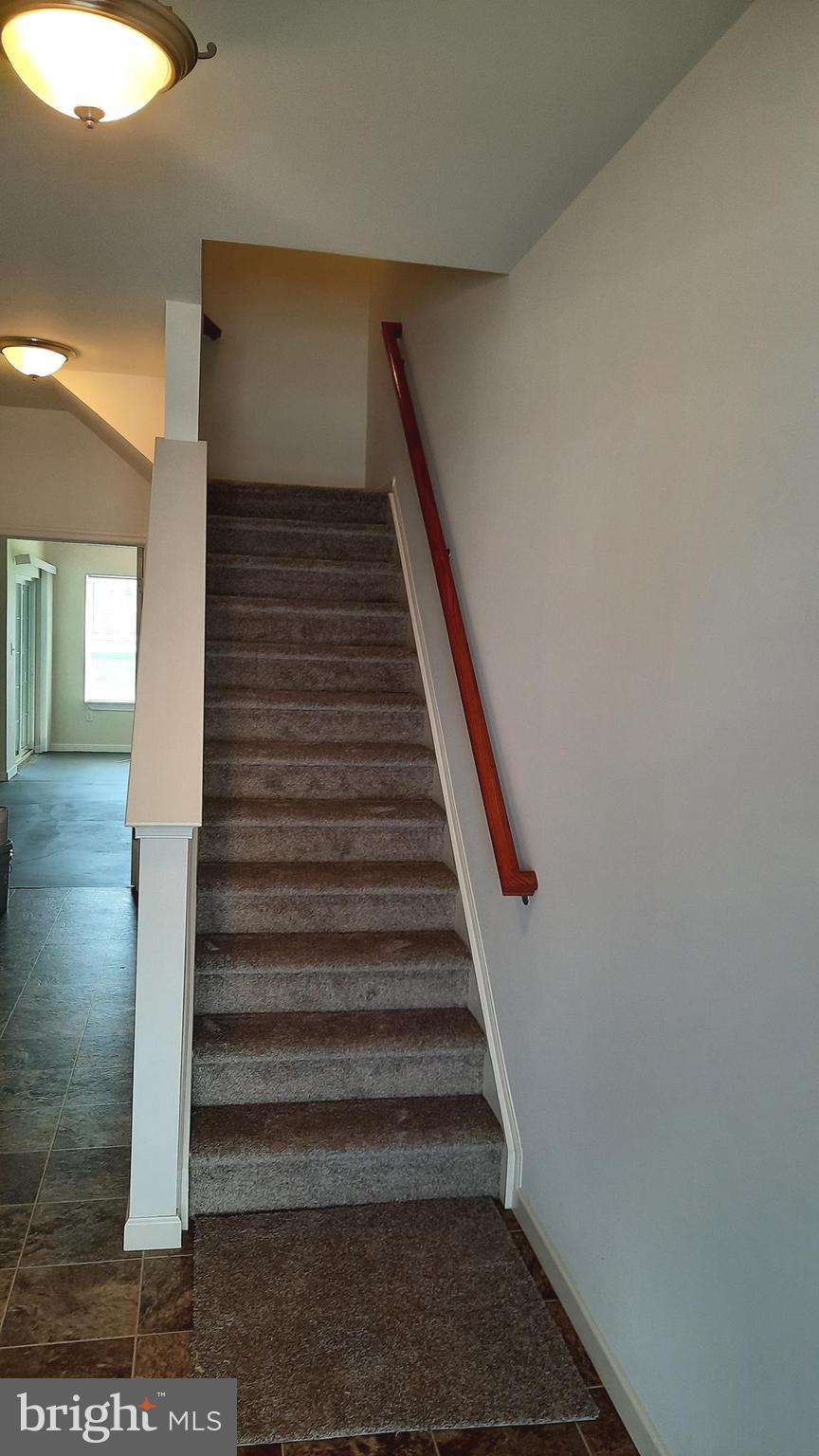 712 ADMIRALS QUAY DRIVE