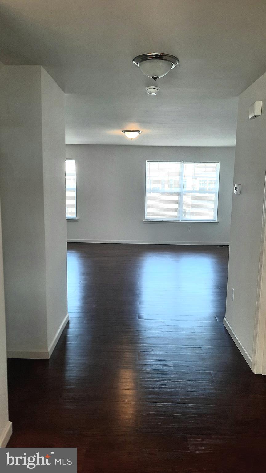 712 ADMIRALS QUAY DRIVE