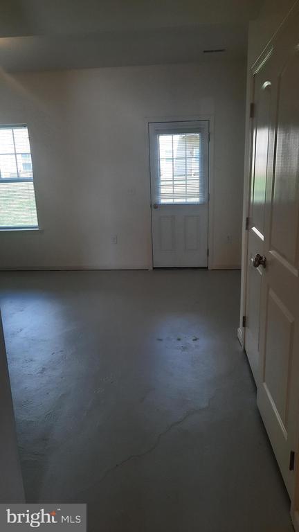 829 SCHOONER LANE