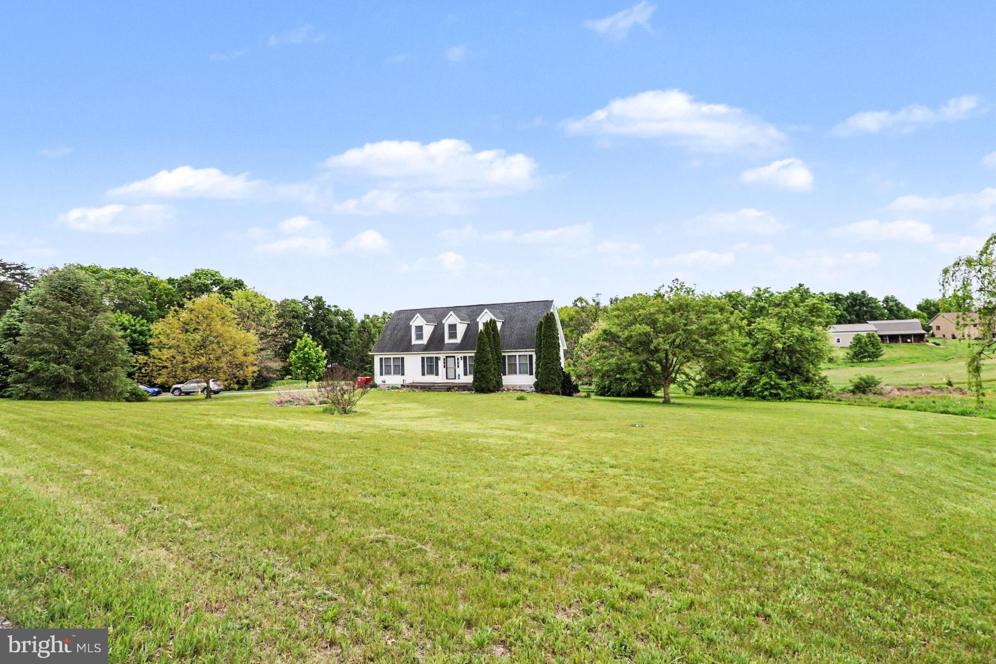 19 FOREST LANE