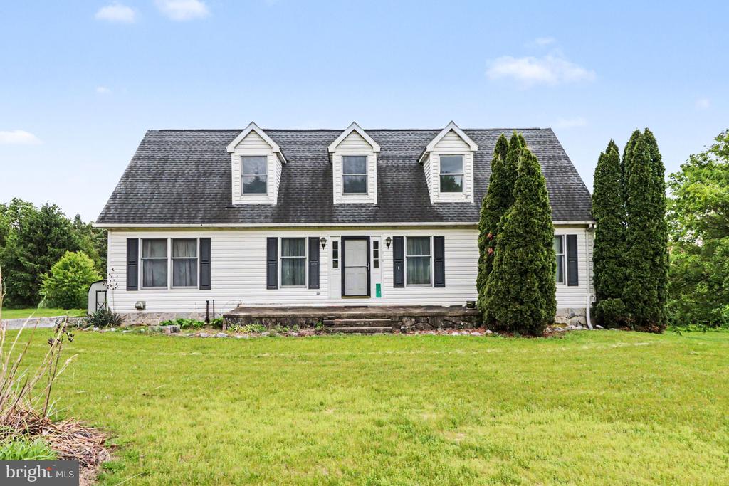 19 FOREST LANE