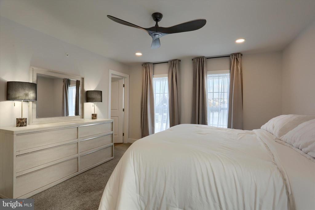 3122 BULLFINCH LANE