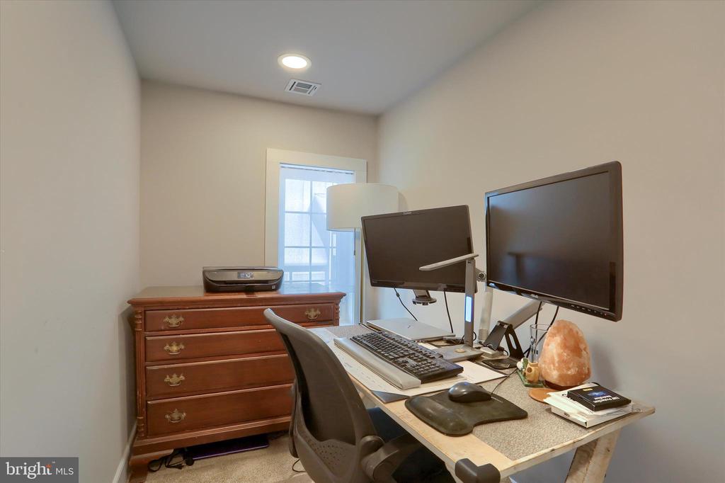 3122 BULLFINCH LANE
