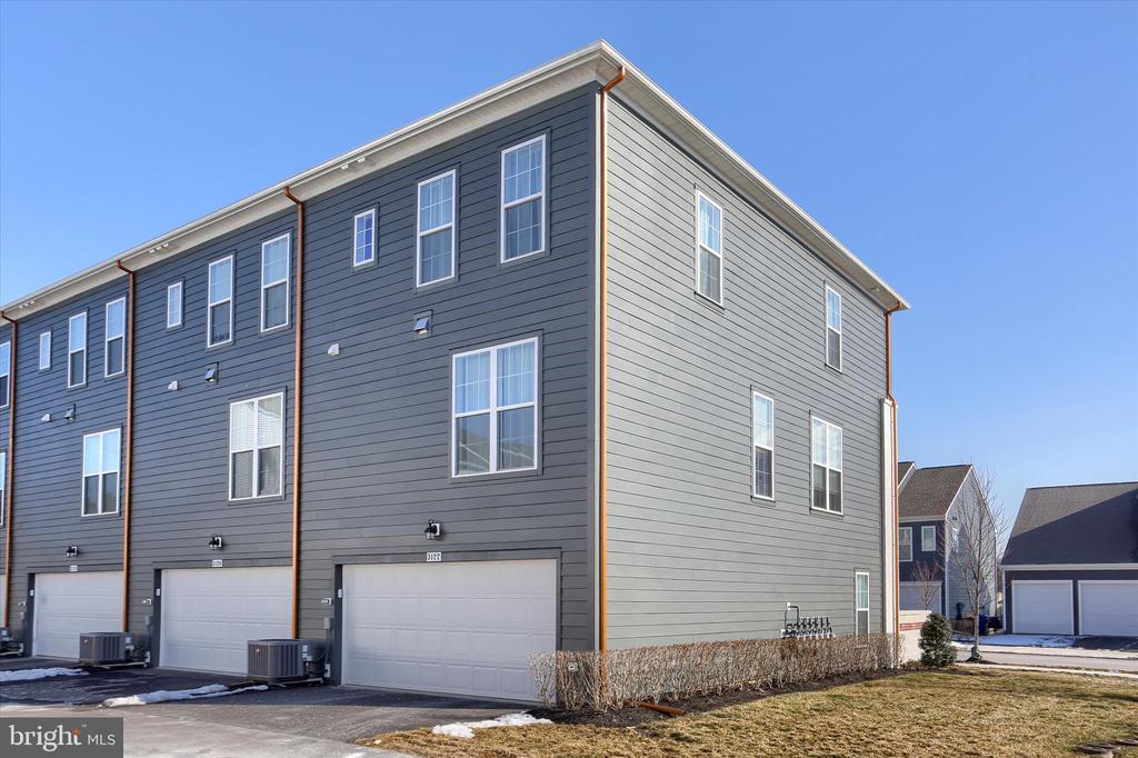 3122 BULLFINCH LANE