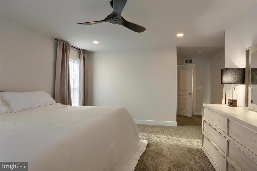 3122 BULLFINCH LANE
