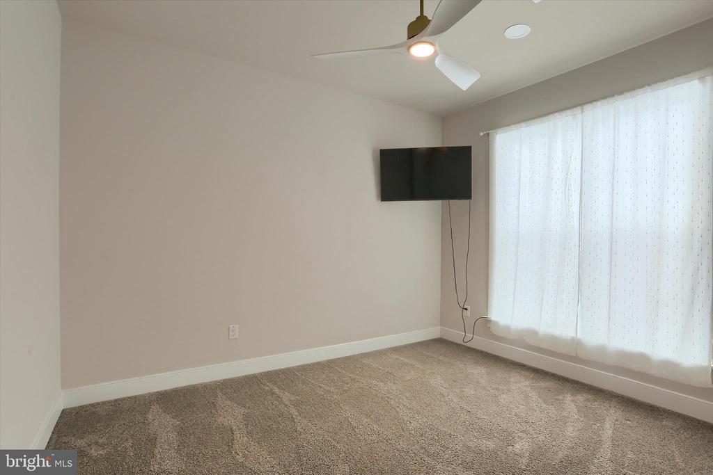 3122 BULLFINCH LANE