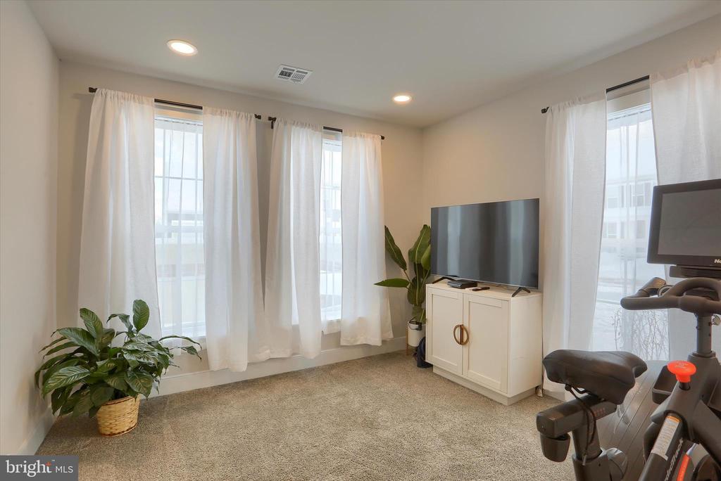 3122 BULLFINCH LANE